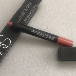 NEW NARS velvet matte lip pencil „Intriguing“